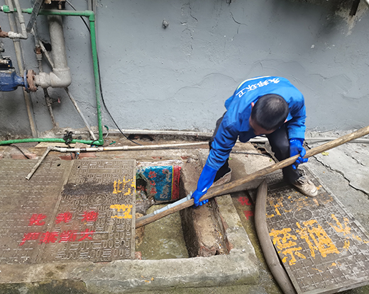 大化清掏化粪池